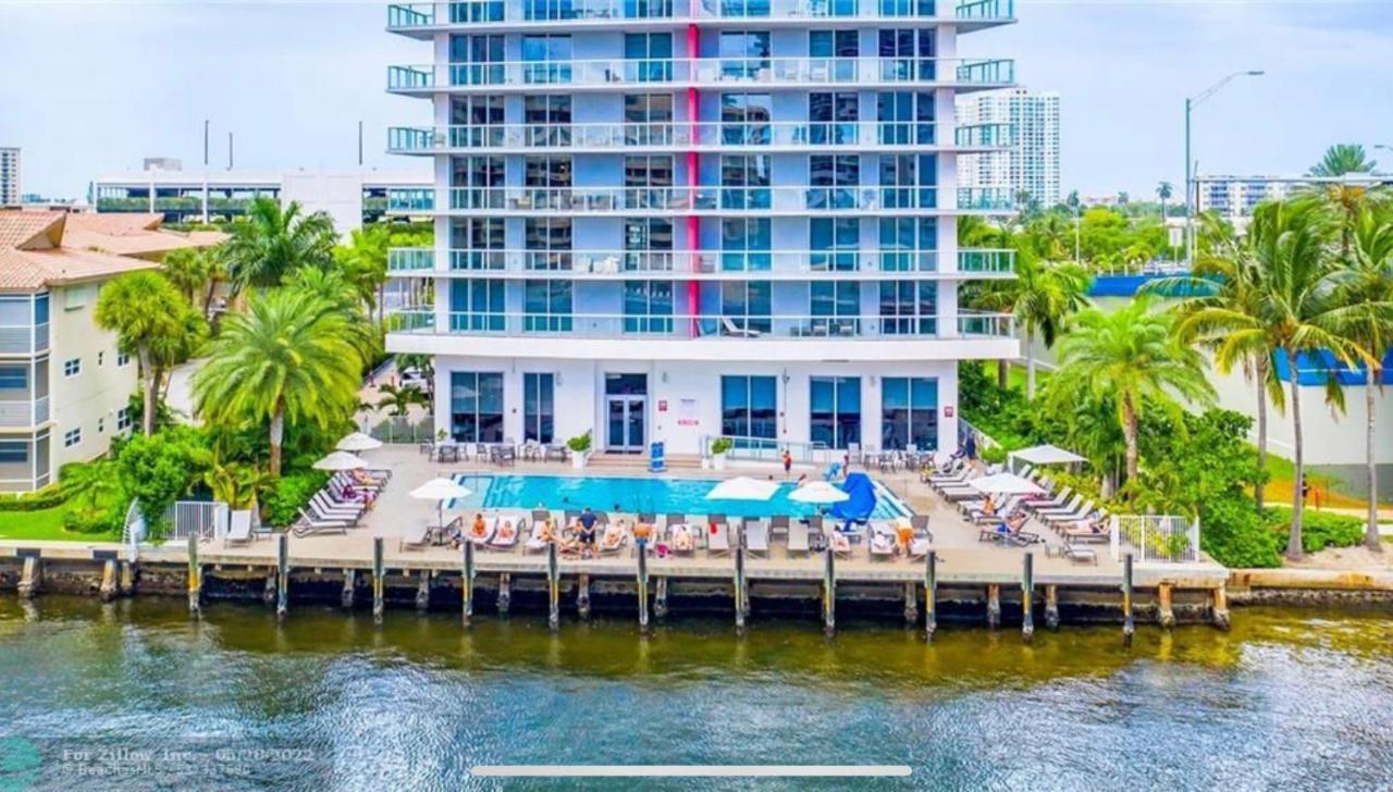 Beachy Vibes Studio, 2 Full Beds, Near Everything -30b Hallandale Beach